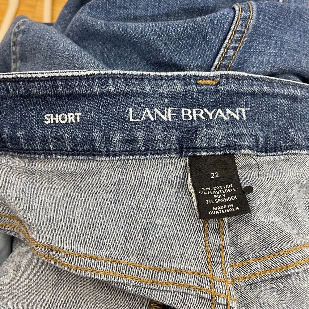 Lane Bryant Distressed Denim Short Shorts Sz 22 - Picture 3 of 10